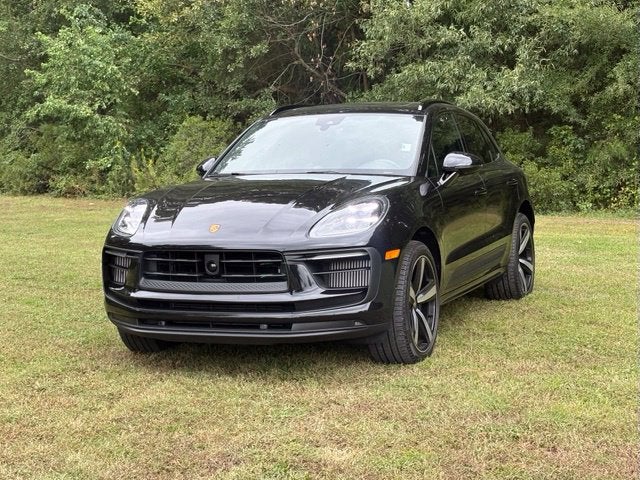 2022 Porsche Macan S