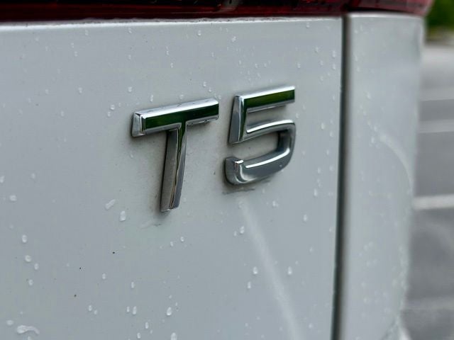 2021 Volvo XC60 T5 Inscription