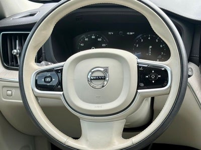 2021 Volvo XC60 T5 Inscription