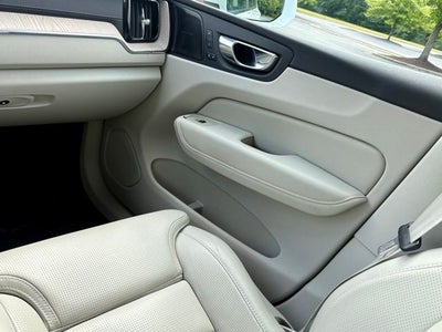 2021 Volvo XC60 T5 Inscription