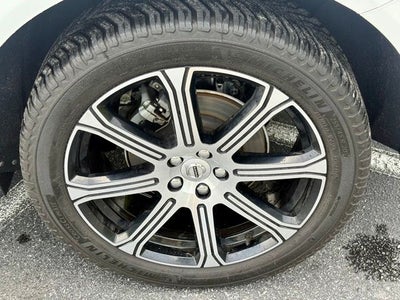 2021 Volvo XC60 T5 Inscription