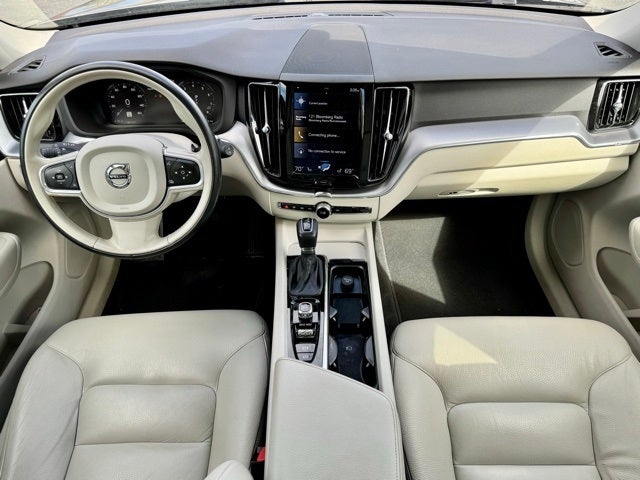 2020 Volvo XC60 T5 Momentum