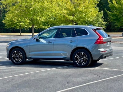 2020 Volvo XC60 T5 Momentum